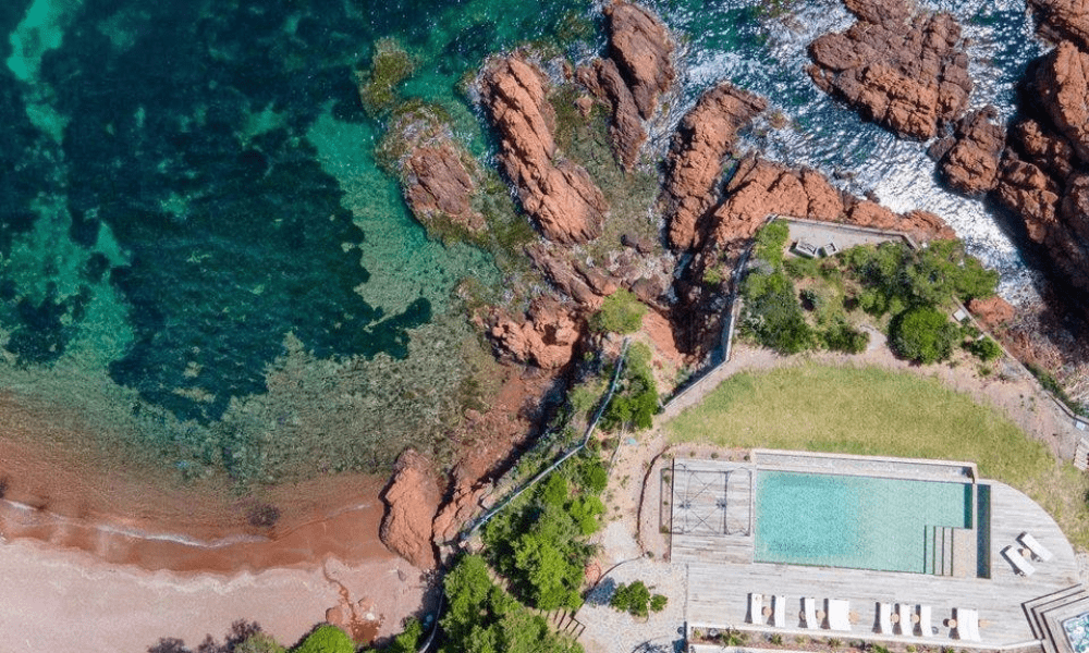 Infinity pool with panoramic sea view at Villa Romarine